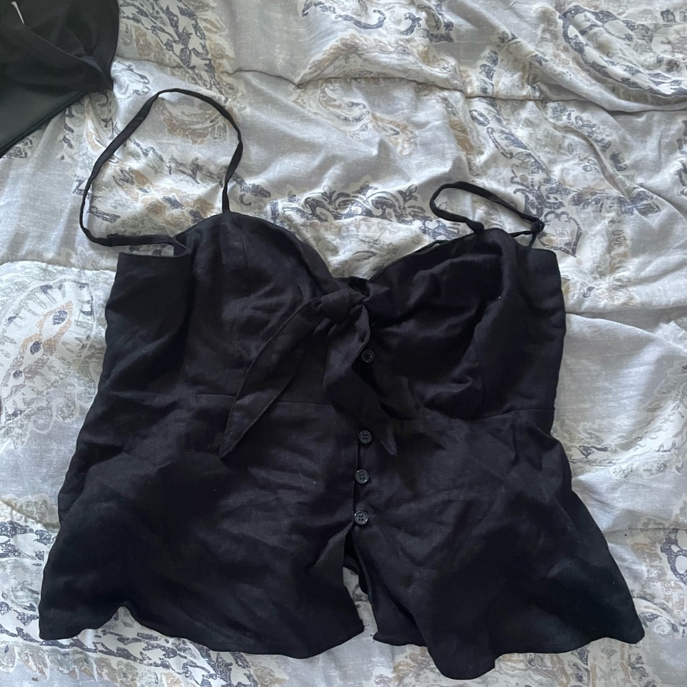NWT Sofia by Sofia Vergara Black Camisole Top